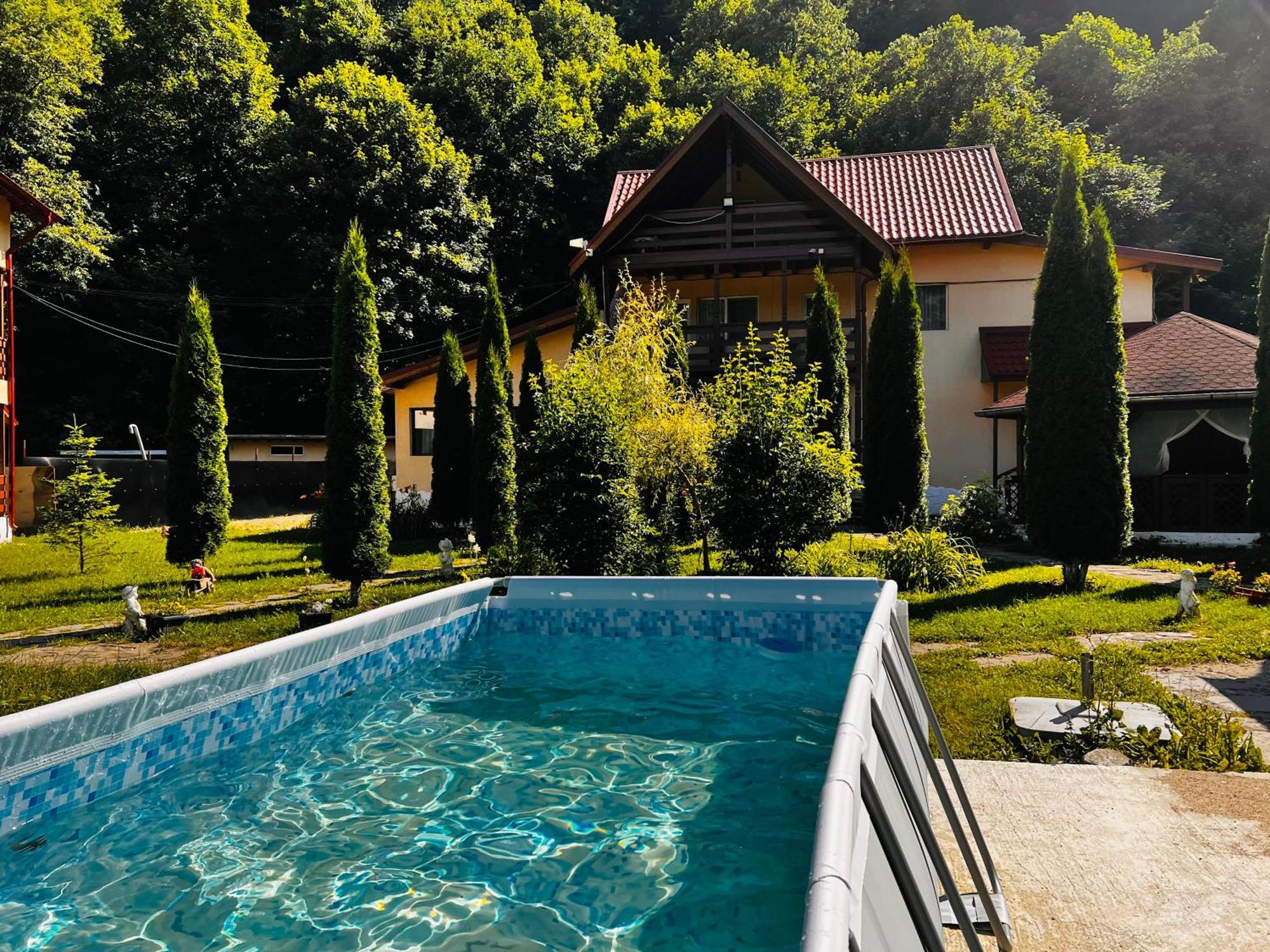 Pensiunea La Padure Cheia, Prahova Hotel Maneciu Bagian luar foto
