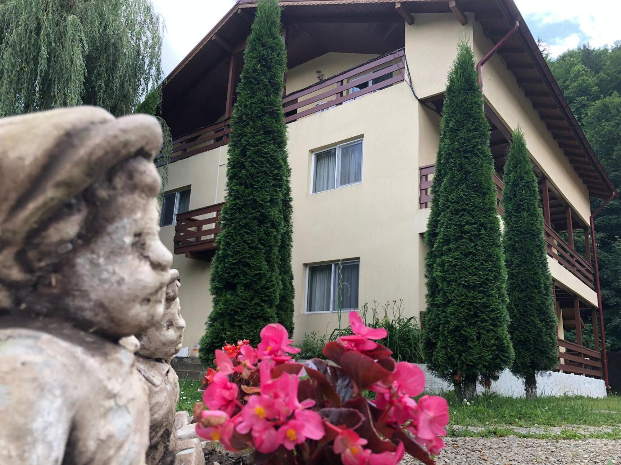 Pensiunea La Padure Cheia, Prahova Hotel Maneciu Bagian luar foto